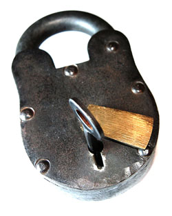 Padlock by AMagill on flickr